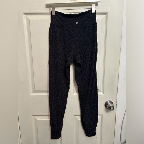 lululemon athletica Pants - Lululemon joggers